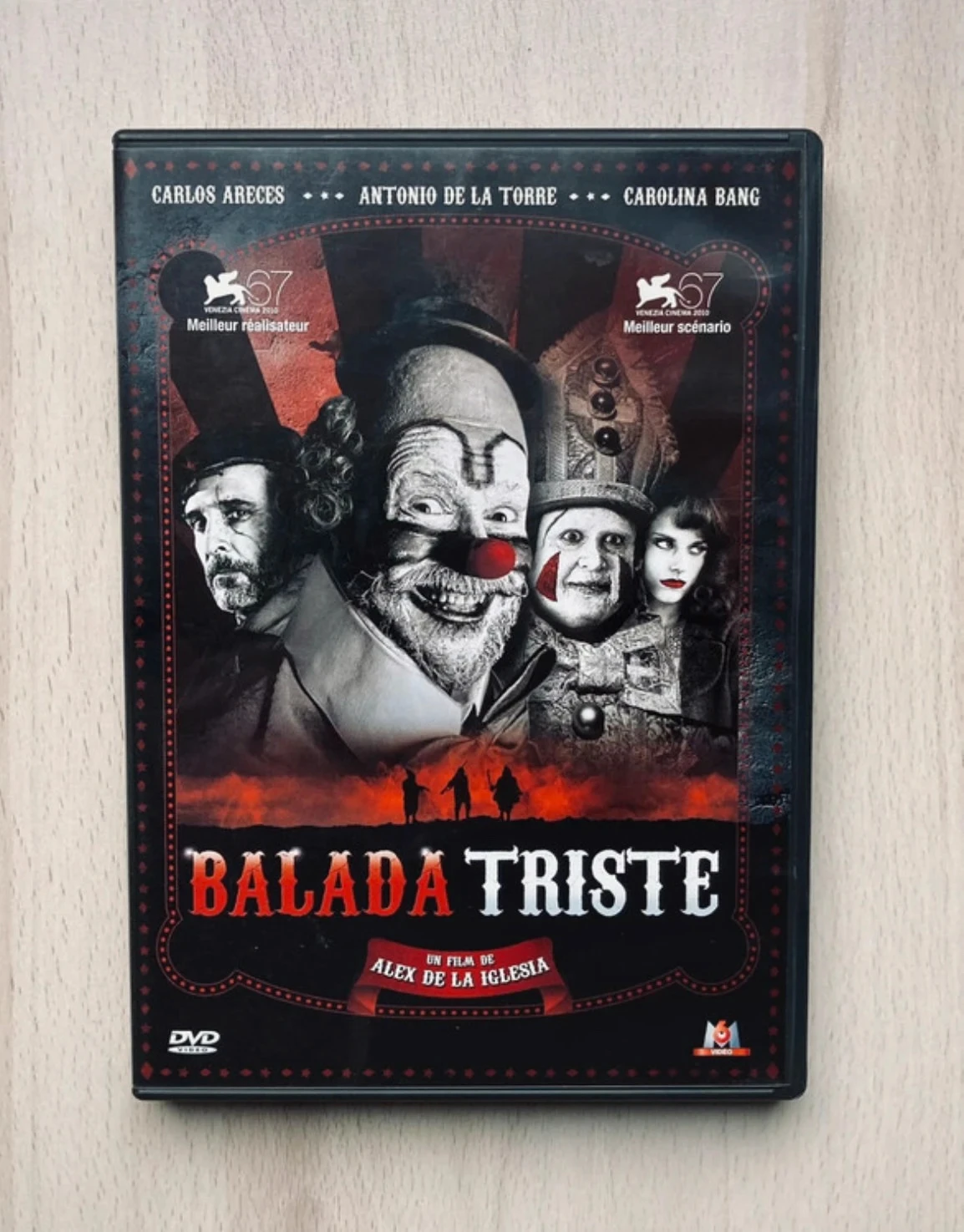 DVD Balada Triste de Alex de la Iglesia.